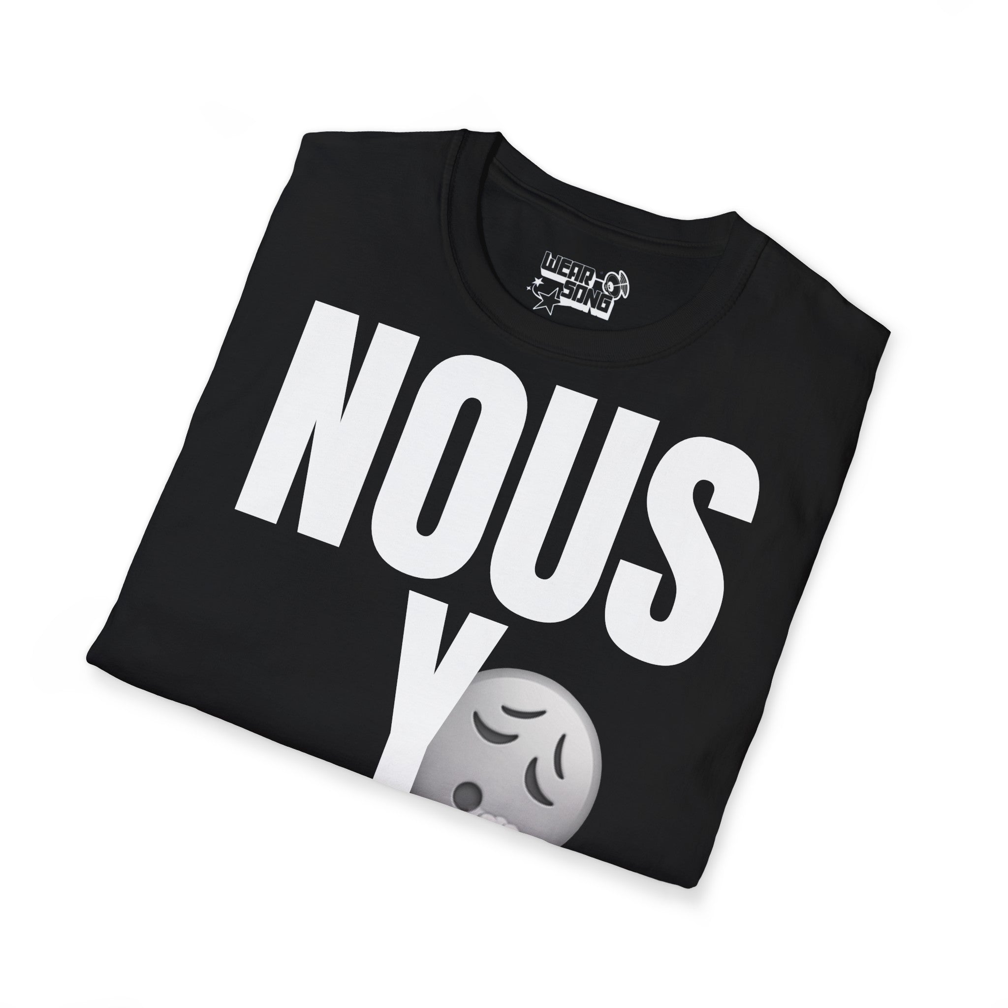 T-shirt :  Nous y est